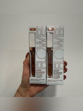 Flower Light Illusion Full Coverage Concealer in Almond D3.5 Bundle of 2
